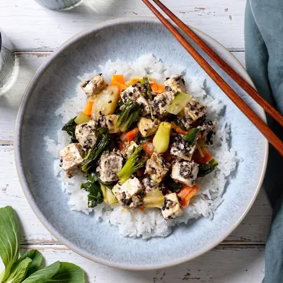 Sesam Tofu mit Pak Choi